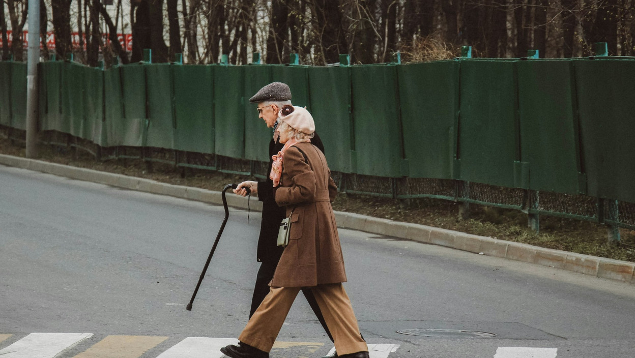 СРБИ ДЕЦЕНИЈАМА УНАЗАД РАДЕ У ОВОЈ ДРЖАВИ, А ОНА САДА УКИДА СТАРОСНУ ГРАНИЦУ ЗА ОДЛАЗАК У ПЕНЗИЈУ Промене ће се односити и на наше држављане