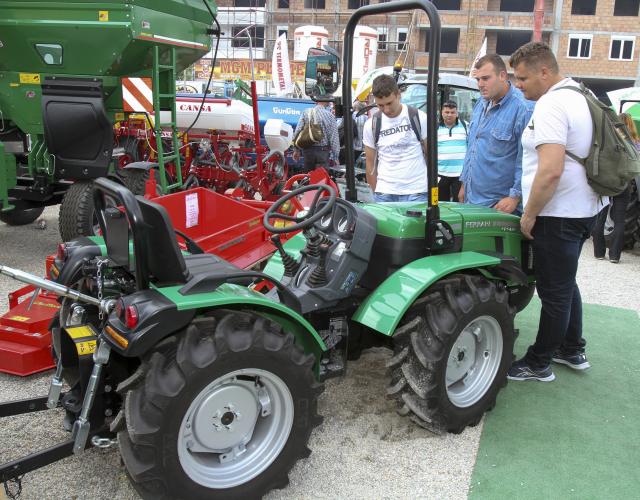 traktor, Dnevnik/Radivoj Hadžić