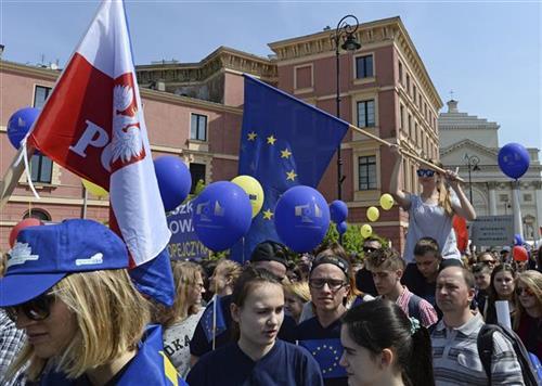 Antivaldini protesti u Poljskoj AP Photo/Alik Keplicz