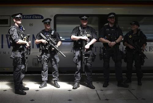 Britanska policija Foto: Yui Mok/PA via AP