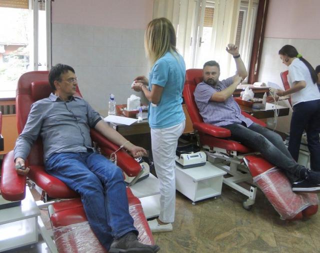 Akcija dobrovoljnog davanja krvi „Carinici za Srbiju“  Foto: Uprava carina 