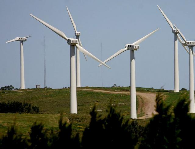 Energija vetra, obnovljivi izvor  Foto: EPA/IVAN FRANCO