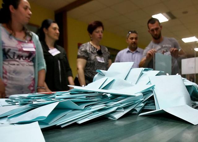 Izbori, glasanje Foto: Dnevnik.rs/F. Bakić