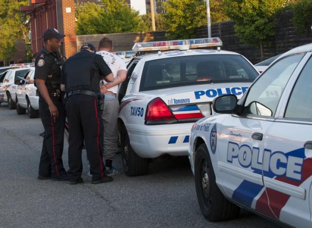 Policija, Toronto, Kanada  Foto: torontopolice.on.ca