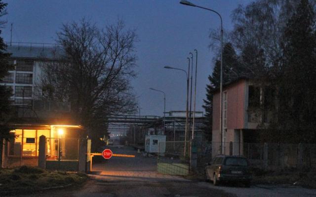 Ulaz u krug bivše fabrike HINS u Novom Sadu Foto: Dnevnik.rs/R. Hadžić