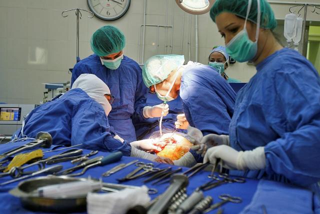 medicinske sestre operacije FICA