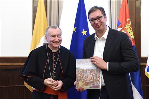 Aleksandar Vučić s kardinalom Pjetrom Parolinom Foto:Tanjug