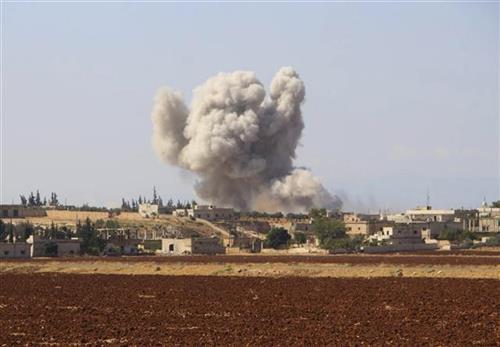 Sirija, raketiranje Foto: Syrian Civil Defense White Helmets via AP