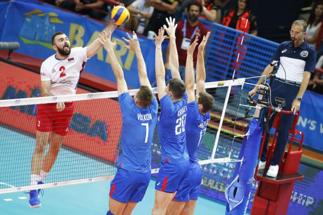 Uroš Kovačević u akciji  Foto: FIVB