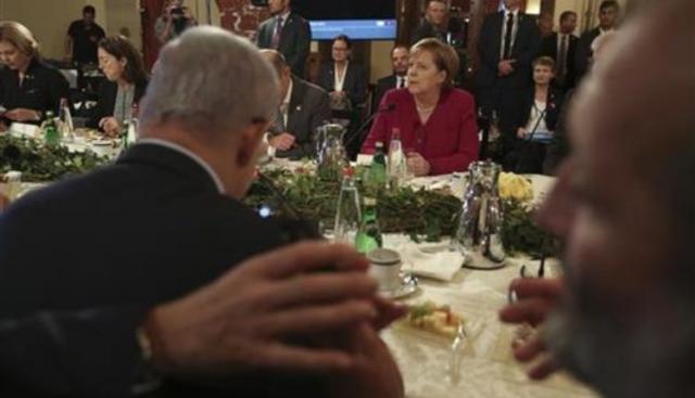 Merkel, Ricenfoh Foto: Tanjug/AP Photo/Oded Balilty