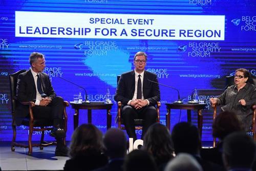 Vučić i Stoltenberg na panelu "Liderstvo za bezbednost regiona" Foto: Tanjug
