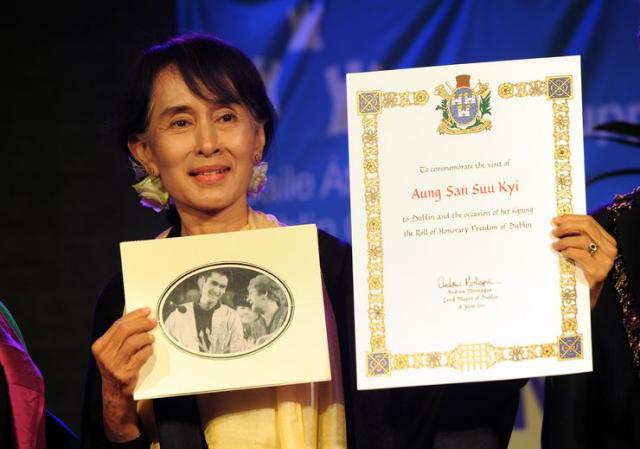 Aung San Su Ći Foto: EPA-EFE/KIM HAUGHTON
