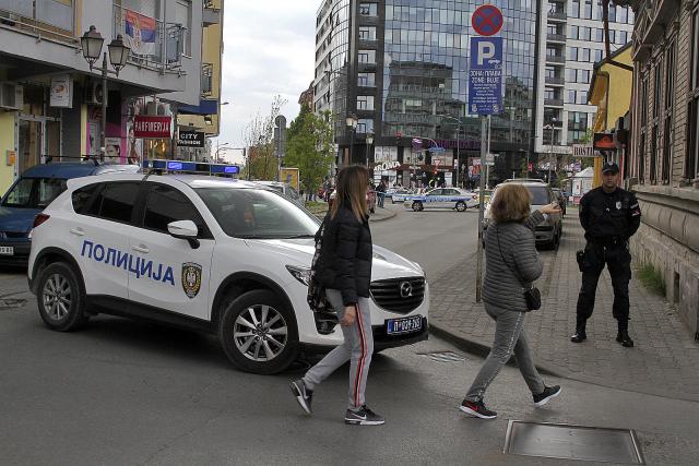 Policija blokirala ulicu Pap Pavla zbog dojave o bombi Foto: Dnevnik.rs/F. Bakić