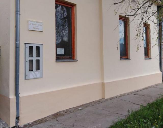U Obrovcu renovirana zgrada u kojoj se nalazi ogranak Narodne biblioteke „Veljko Petrović” Foto: Dnevnik.rs