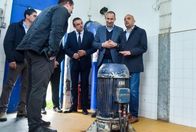 Milićević i Radojević obišli su radove na rekonstrukciji glavne crpne stanice u Bečeju Foto: Pokrajinska vlada