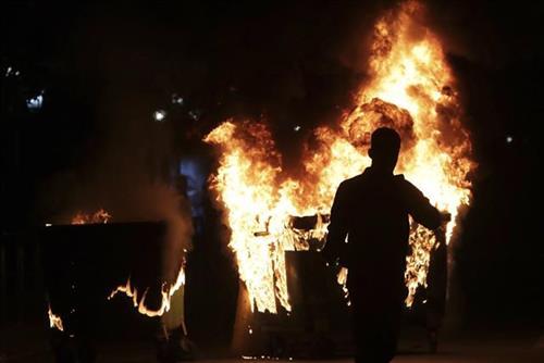 Antivladini protesti u Tirani  Foto:  AP/H.Pustina