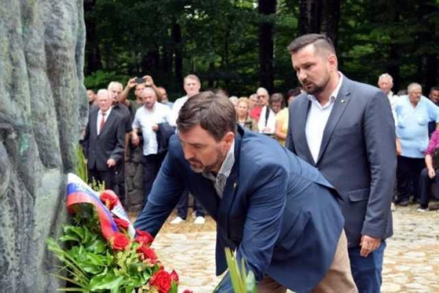 Podsekretar Nebojša Vojnović  na komemorativnom skupu žrtvama u Jadovnu Foto: Pokrajinska vlada