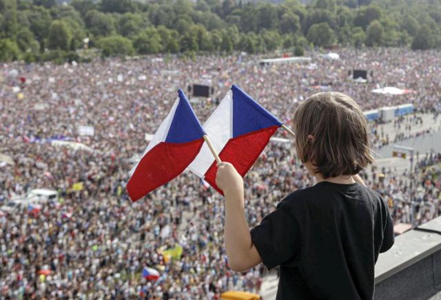 Češka protesti/Fonet/AP