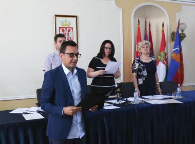 Polaganje zakletve novog ombudsmana Milana Novakovića Foto: Grad Kikinda
