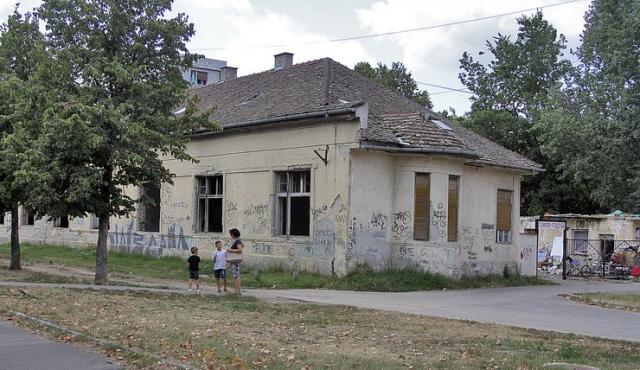  Umesto ruiniranog kompleksa saobraćajnica Foto: F. Bakić