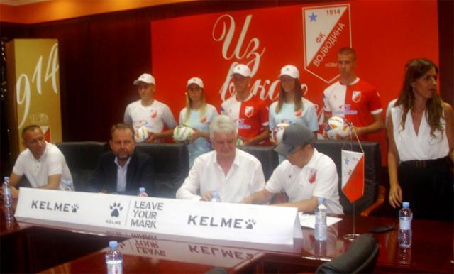 Sa potpisivanja ugovora Vojvodina Kelme/M. Popović