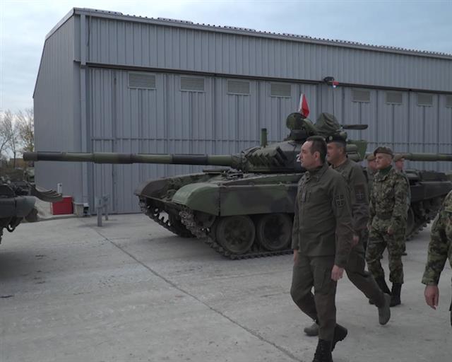 Ministar odbrane  Aleksandar Vulin vojske u garnizonu Sremska Mitrovica Foto. Tanjug/video