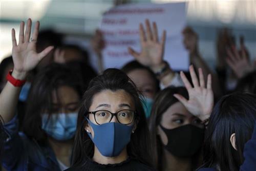 Demonstranati u Hongkongu Foto: AP Photo/Vincent Thian