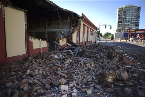 U Portoriku proglašeno vanredno stanje posle zemljotresa Foto: AP Photo/Carlos Giusti