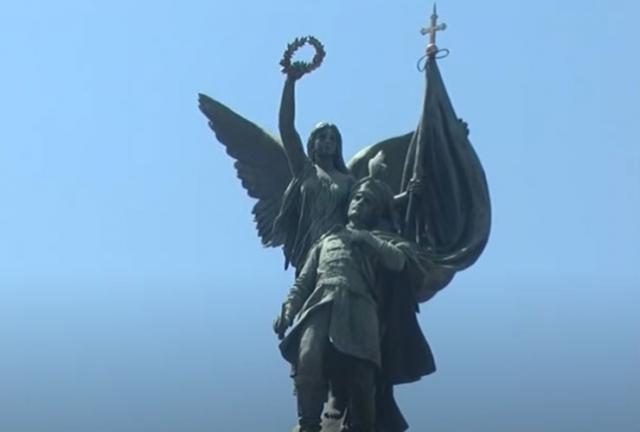 Spomenik kosovskim junacima u Kruševcu Foto:Youtube/prinscreen