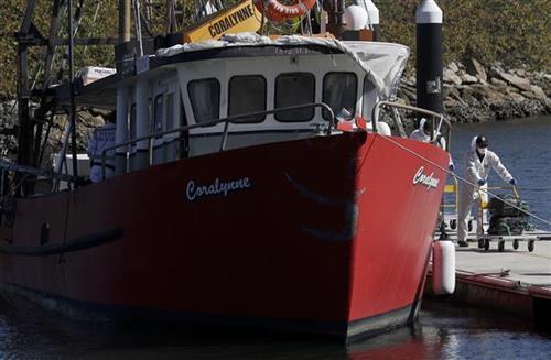 U ribarskom brodu pronađena oko tona kokaina Foto: AP Photo/Rick Rycroft