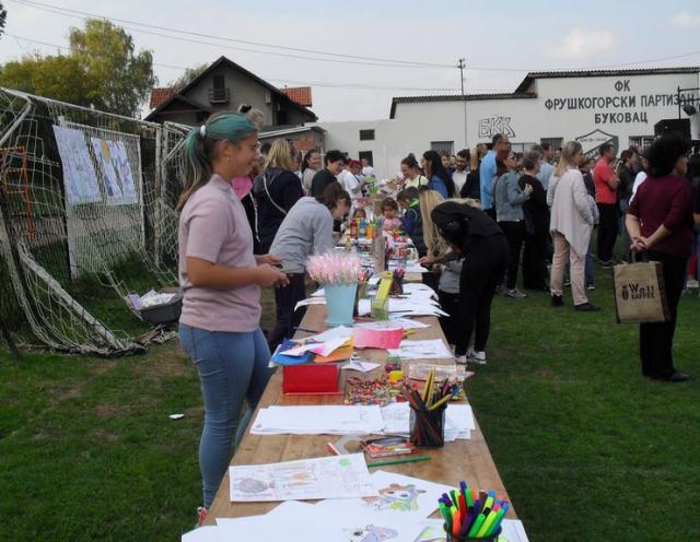  Humani bazar i koncert za malu lanu u Bukovcu foto: M. Pavlović