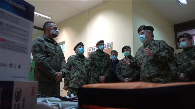 Obilazak vojne kovid bolnice VMC Karaburma Foto: Tanjug/video