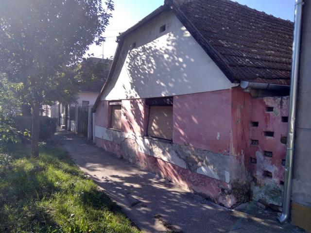 Д. Николић/Кућа у којој је ухваћен оптужени