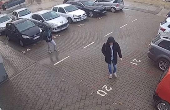 Brutalno premlaćivanje u Kragujevcu: Palicom udara po glavi, pa nogom u lice, sve snimile kamere
